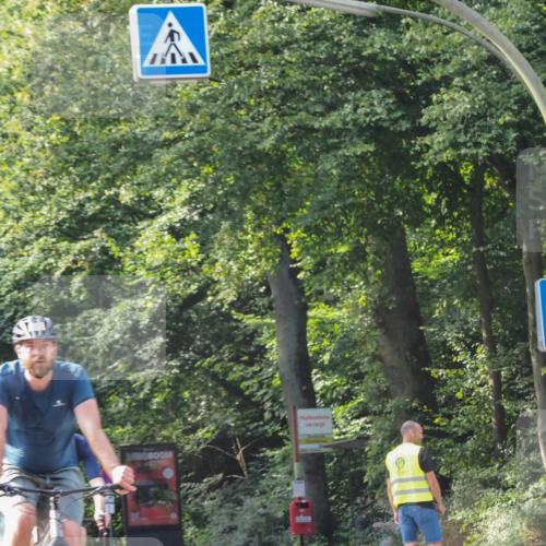 08.09.2024 - Stadtparktriathlon Zöllner http://msf.ph/oto/7001162 08.09.2024 11:08:15 Radfahren 382, 401, 405, 412, 419 meine-sportfotos.de