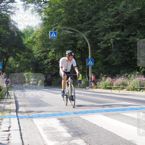 08.09.2024 - Stadtparktriathlon Zöllner http://msf.ph/oto/7001214 08.09.2024 11:08:23 Radfahren 382, 415, 470, 497, 525, 542 meine-sportfotos.de