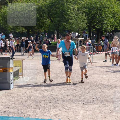 08.09.2024 - Stadtparktriathlon Luisa Fischer http://msf.ph/oto/7001241 08.09.2024 12:11:27 Ziel 469, 484 meine-sportfotos.de