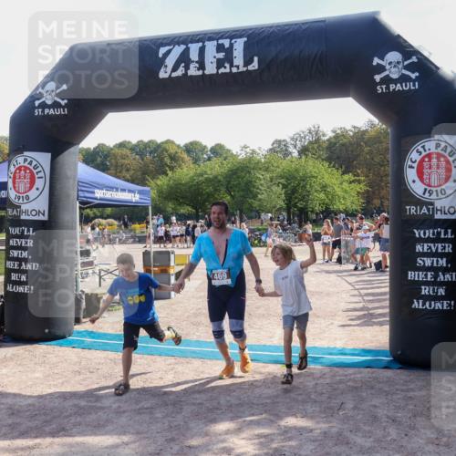 08.09.2024 - Stadtparktriathlon Luisa Fischer http://msf.ph/oto/7001307 08.09.2024 12:11:30 Ziel 469, 484 meine-sportfotos.de