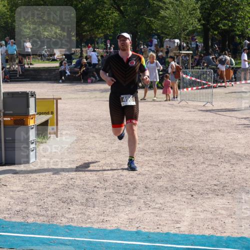 08.09.2024 - Stadtparktriathlon Luisa Fischer http://msf.ph/oto/7001314 08.09.2024 12:12:54 Ziel 490 meine-sportfotos.de