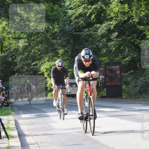 08.09.2024 - Stadtparktriathlon Zöllner http://msf.ph/oto/7001336 08.09.2024 11:09:01 Radfahren 366, 380, 385, 440, 447, 498, 527, 821 meine-sportfotos.de
