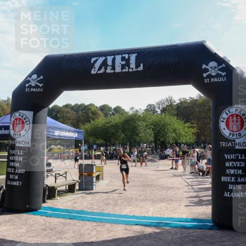 08.09.2024 - Stadtparktriathlon Luisa Fischer http://msf.ph/oto/7001371 08.09.2024 12:13:17 Ziel 327, 608 meine-sportfotos.de