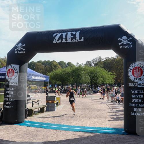 08.09.2024 - Stadtparktriathlon Luisa Fischer http://msf.ph/oto/7001378 08.09.2024 12:13:18 Ziel 327, 608 meine-sportfotos.de