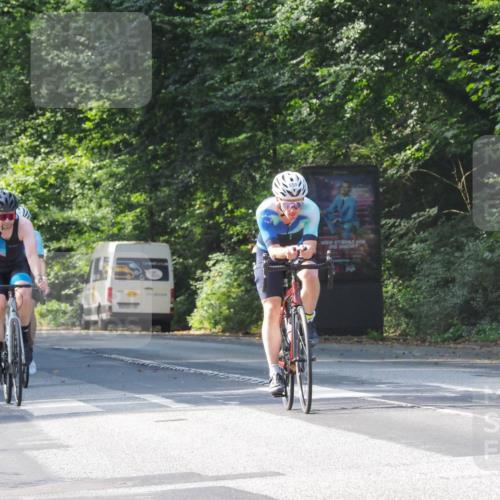 08.09.2024 - Stadtparktriathlon Zöllner http://msf.ph/oto/7001456 08.09.2024 11:09:32 Radfahren 393, 445, 458, 479, 484, 493, 535, 550 meine-sportfotos.de