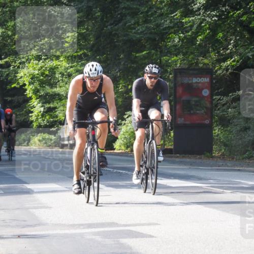 08.09.2024 - Stadtparktriathlon Zöllner http://msf.ph/oto/7001504 08.09.2024 11:09:37 Radfahren 393, 445, 458, 479, 484, 493, 537, 550 meine-sportfotos.de