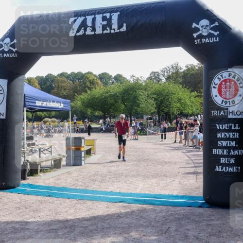 08.09.2024 - Stadtparktriathlon Luisa Fischer http://msf.ph/oto/7001608 08.09.2024 12:15:28 Ziel 509 meine-sportfotos.de