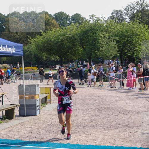 08.09.2024 - Stadtparktriathlon Luisa Fischer http://msf.ph/oto/7001660 08.09.2024 12:17:04 Ziel 592 meine-sportfotos.de