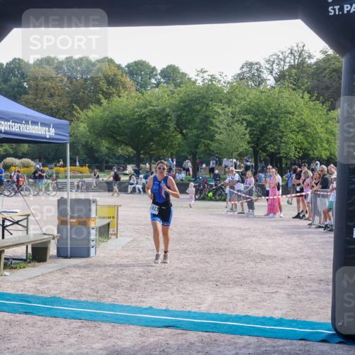 08.09.2024 - Stadtparktriathlon Luisa Fischer http://msf.ph/oto/7001705 08.09.2024 12:17:46 Ziel 574 meine-sportfotos.de