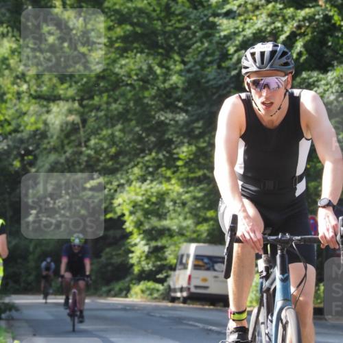 08.09.2024 - Stadtparktriathlon Zöllner http://msf.ph/oto/7001742 08.09.2024 11:10:59 Radfahren 410, 416, 521, 538 meine-sportfotos.de