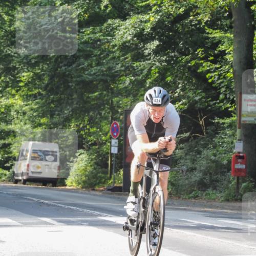 08.09.2024 - Stadtparktriathlon Zöllner http://msf.ph/oto/7001759 08.09.2024 11:11:06 Radfahren 410, 521, 546 meine-sportfotos.de