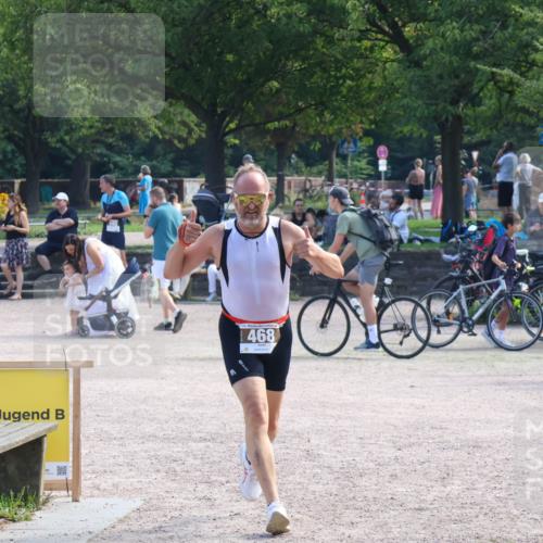 08.09.2024 - Stadtparktriathlon Luisa Fischer http://msf.ph/oto/7001798 08.09.2024 12:19:31 Ziel 468 meine-sportfotos.de