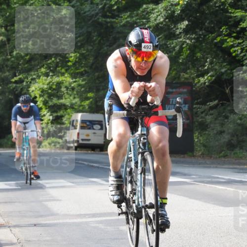 08.09.2024 - Stadtparktriathlon Zöllner http://msf.ph/oto/7001921 08.09.2024 11:12:08 Radfahren 395, 464, 475, 485, 492, 499, 539 meine-sportfotos.de