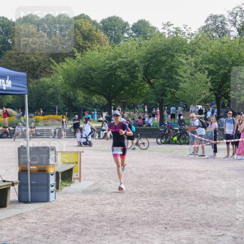 08.09.2024 - Stadtparktriathlon Luisa Fischer http://msf.ph/oto/7001922 08.09.2024 12:19:41 Ziel 630 meine-sportfotos.de