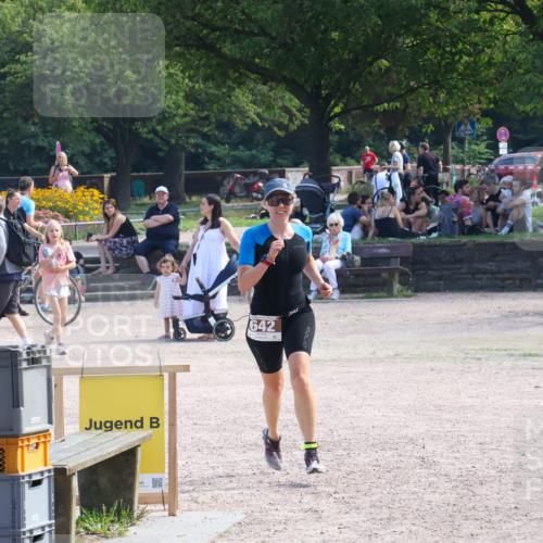 08.09.2024 - Stadtparktriathlon Luisa Fischer http://msf.ph/oto/7002030 08.09.2024 12:20:35 Ziel 642 meine-sportfotos.de