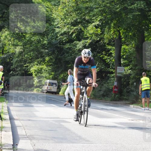 08.09.2024 - Stadtparktriathlon Zöllner http://msf.ph/oto/7002036 08.09.2024 11:12:34 Radfahren 463, 471, 511, 554 meine-sportfotos.de
