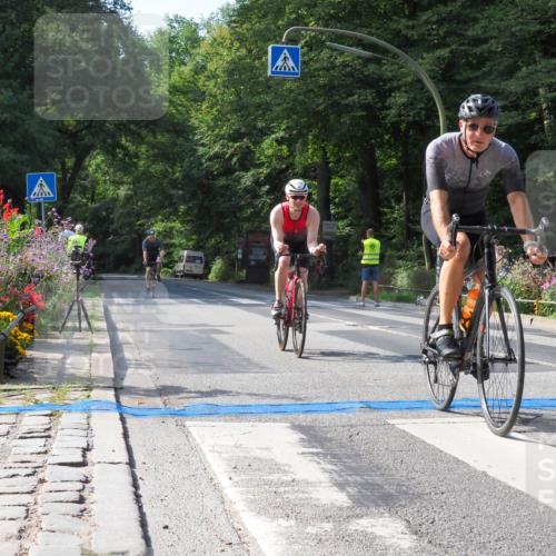 08.09.2024 - Stadtparktriathlon Zöllner http://msf.ph/oto/7002121 08.09.2024 11:13:05 Radfahren 327, 424, 509, 514, 534, 545, 559 meine-sportfotos.de