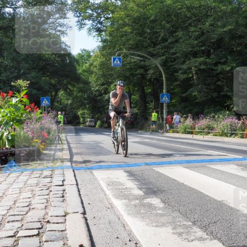 08.09.2024 - Stadtparktriathlon Zöllner http://msf.ph/oto/7002155 08.09.2024 11:13:20 Radfahren 383, 420 meine-sportfotos.de