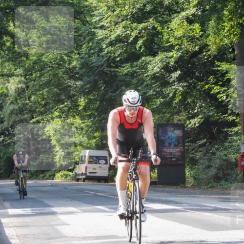 08.09.2024 - Stadtparktriathlon Zöllner http://msf.ph/oto/7002223 08.09.2024 11:13:46 Radfahren 533, 551 meine-sportfotos.de