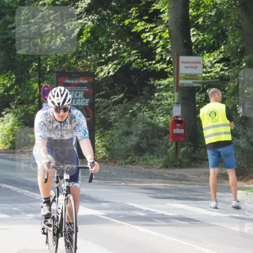08.09.2024 - Stadtparktriathlon Zöllner http://msf.ph/oto/7002255 08.09.2024 11:15:19 Radfahren 487, 543 meine-sportfotos.de