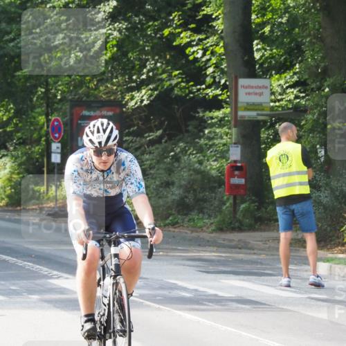 08.09.2024 - Stadtparktriathlon Zöllner http://msf.ph/oto/7002260 08.09.2024 11:15:19 Radfahren 487, 543 meine-sportfotos.de