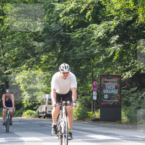 08.09.2024 - Stadtparktriathlon Zöllner http://msf.ph/oto/7002376 08.09.2024 11:16:16 Radfahren 415, 479, 513, 636 meine-sportfotos.de