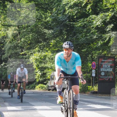 08.09.2024 - Stadtparktriathlon Zöllner http://msf.ph/oto/7002450 08.09.2024 11:16:44 Radfahren 401, 469, 557 meine-sportfotos.de