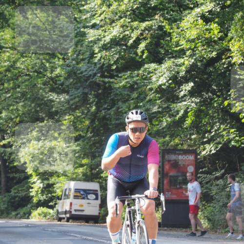 08.09.2024 - Stadtparktriathlon Zöllner http://msf.ph/oto/7002464 08.09.2024 11:16:49 Radfahren 401, 469, 557, 593 meine-sportfotos.de