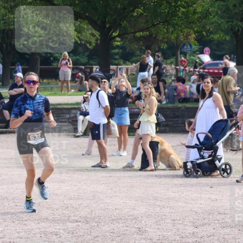 08.09.2024 - Stadtparktriathlon Luisa Fischer http://msf.ph/oto/7002539 08.09.2024 12:24:24 Ziel 632 meine-sportfotos.de