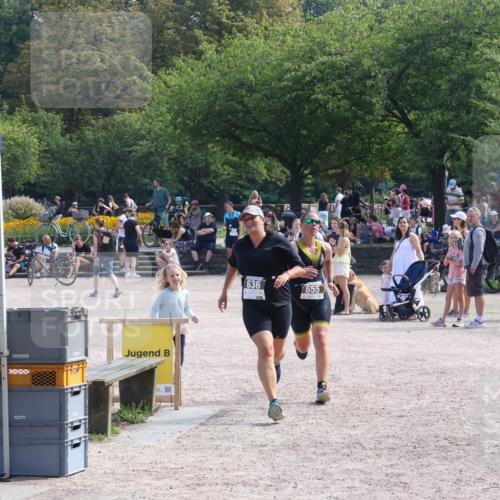 08.09.2024 - Stadtparktriathlon Luisa Fischer http://msf.ph/oto/7002665 08.09.2024 12:24:41 Ziel 636, 655 meine-sportfotos.de