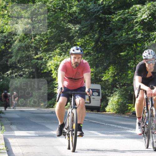 08.09.2024 - Stadtparktriathlon Zöllner http://msf.ph/oto/7002666 08.09.2024 11:18:37 Radfahren 471, 480, 483, 500, 607 meine-sportfotos.de