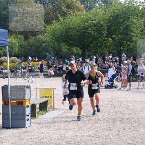 08.09.2024 - Stadtparktriathlon Luisa Fischer http://msf.ph/oto/7002676 08.09.2024 12:24:42 Ziel 636, 638, 655 meine-sportfotos.de