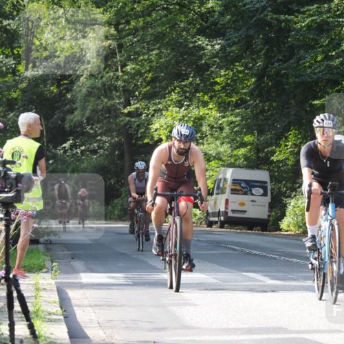 08.09.2024 - Stadtparktriathlon Zöllner http://msf.ph/oto/7002716 08.09.2024 11:18:47 Radfahren 422, 468, 475, 504, 592, 624 meine-sportfotos.de