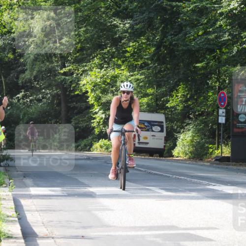 08.09.2024 - Stadtparktriathlon Zöllner http://msf.ph/oto/7002786 08.09.2024 11:19:06 Radfahren 492, 602, 640, 642, 647 meine-sportfotos.de