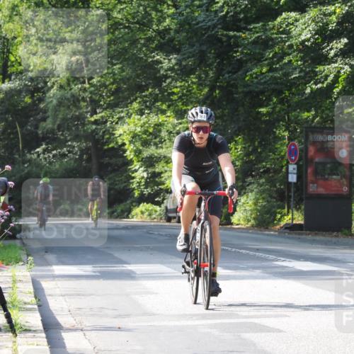 08.09.2024 - Stadtparktriathlon Zöllner http://msf.ph/oto/7003224 08.09.2024 11:21:19 Radfahren 494, 563, 596, 620 meine-sportfotos.de