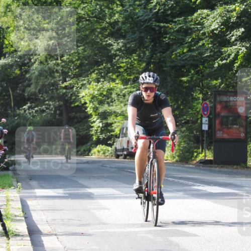 08.09.2024 - Stadtparktriathlon Zöllner http://msf.ph/oto/7003225 08.09.2024 11:21:20 Radfahren 494, 563, 596, 620 meine-sportfotos.de