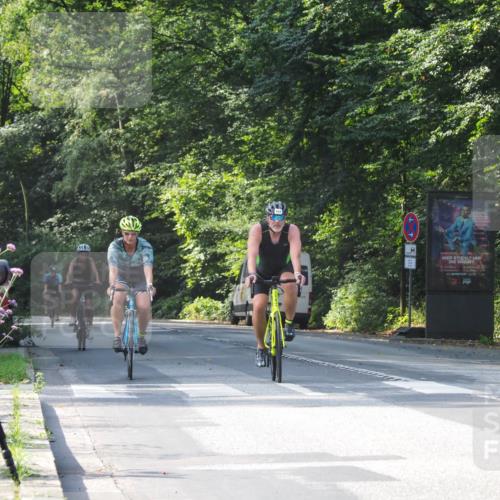 08.09.2024 - Stadtparktriathlon Zöllner http://msf.ph/oto/7003230 08.09.2024 11:21:25 Radfahren 494, 563, 620, 648 meine-sportfotos.de