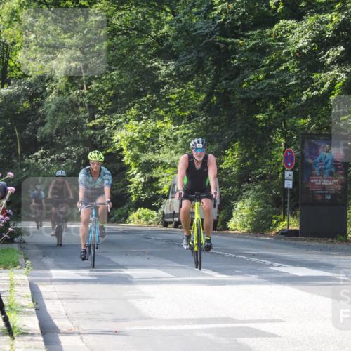 08.09.2024 - Stadtparktriathlon Zöllner http://msf.ph/oto/7003232 08.09.2024 11:21:25 Radfahren 494, 563, 620, 648 meine-sportfotos.de