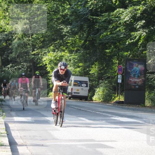 08.09.2024 - Stadtparktriathlon Zöllner http://msf.ph/oto/7003358 08.09.2024 11:21:51 Radfahren 472, 506, 543, 587, 626, 821 meine-sportfotos.de