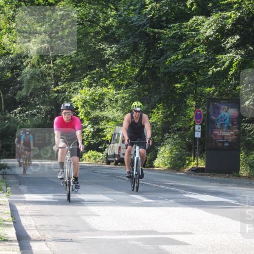 08.09.2024 - Stadtparktriathlon Zöllner http://msf.ph/oto/7003363 08.09.2024 11:21:53 Radfahren 472, 543, 547, 587, 590, 621, 626, 821 meine-sportfotos.de