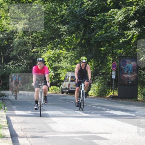 08.09.2024 - Stadtparktriathlon Zöllner http://msf.ph/oto/7003366 08.09.2024 11:21:53 Radfahren 472, 543, 547, 587, 590, 621, 626, 821 meine-sportfotos.de