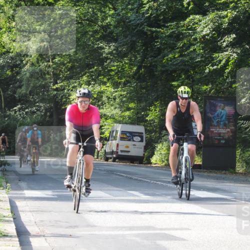 08.09.2024 - Stadtparktriathlon Zöllner http://msf.ph/oto/7003369 08.09.2024 11:21:54 Radfahren 472, 543, 547, 587, 590, 621, 626, 821 meine-sportfotos.de