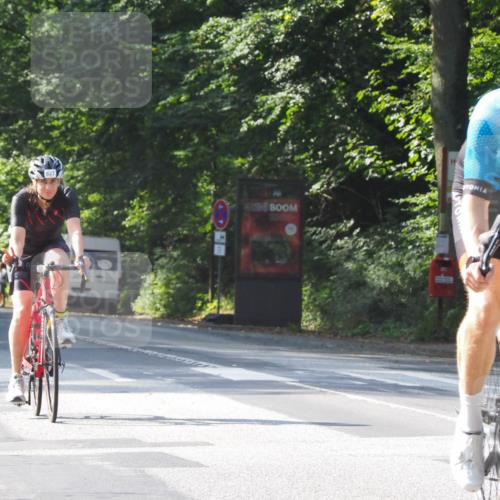 08.09.2024 - Stadtparktriathlon Zöllner http://msf.ph/oto/7003580 08.09.2024 11:22:24 Radfahren 493, 535, 550, 627 meine-sportfotos.de