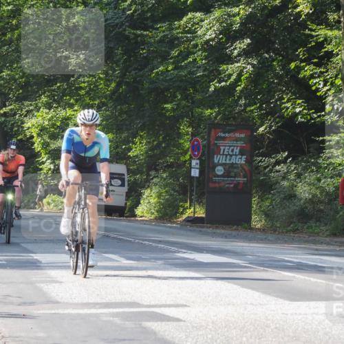 08.09.2024 - Stadtparktriathlon Zöllner http://msf.ph/oto/7003618 08.09.2024 11:22:33 Radfahren 493, 541, 550, 588, 639 meine-sportfotos.de
