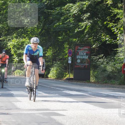 08.09.2024 - Stadtparktriathlon Zöllner http://msf.ph/oto/7003627 08.09.2024 11:22:33 Radfahren 493, 541, 550, 588, 639 meine-sportfotos.de