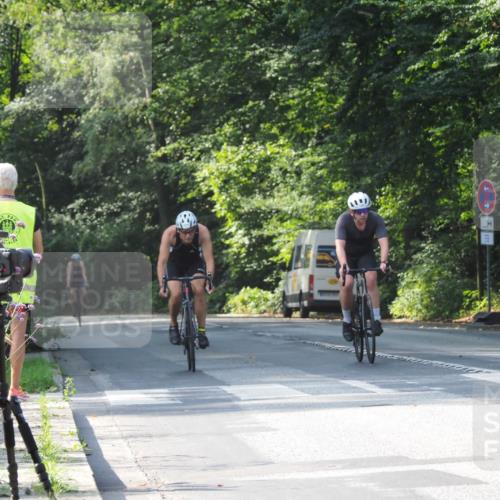 08.09.2024 - Stadtparktriathlon Zöllner http://msf.ph/oto/7004015 08.09.2024 11:24:52 Radfahren 465, 481, 484, 513, 546, 593, 614, 655 meine-sportfotos.de