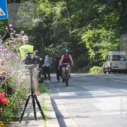 08.09.2024 - Stadtparktriathlon Zöllner http://msf.ph/oto/7004152 08.09.2024 11:25:14 Radfahren 617, 659 meine-sportfotos.de