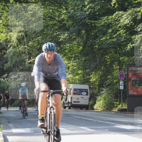 08.09.2024 - Stadtparktriathlon Zöllner http://msf.ph/oto/7004199 08.09.2024 11:25:27 Radfahren 475, 480, 483, 625, 658, 659 meine-sportfotos.de