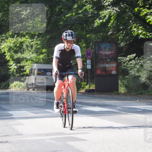 08.09.2024 - Stadtparktriathlon Zöllner http://msf.ph/oto/7004279 08.09.2024 11:25:38 Radfahren 483, 581, 598, 657, 658 meine-sportfotos.de