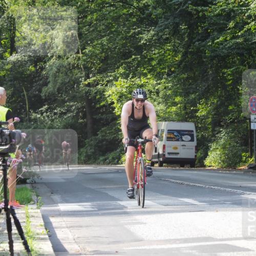 08.09.2024 - Stadtparktriathlon Zöllner http://msf.ph/oto/7004401 08.09.2024 11:26:04 Radfahren 492, 504, 592, 607 meine-sportfotos.de